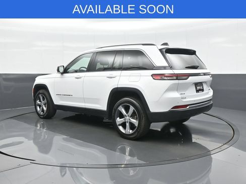 Used 2022 Jeep Grand Cherokee Limited AWD/4WD image 5