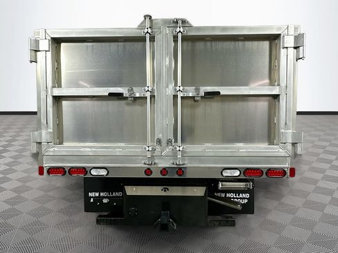 New 2026 Ford F550 4x4 Regular Cab Super Duty image 7
