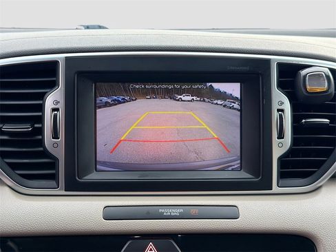 Used 2019 Kia Sportage EX w/ EX Premium Package image 13