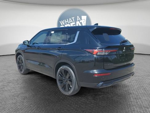 New 2026 Mitsubishi Outlander LE AWD/4WD image 6