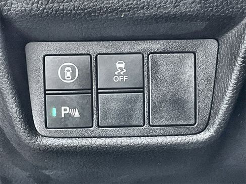 Used 2021 Honda Accord Touring image 16