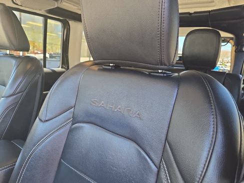 Used 2023 Jeep Wrangler Unlimited Sahara w/ Cold Weather Group AWD/4WD image 20