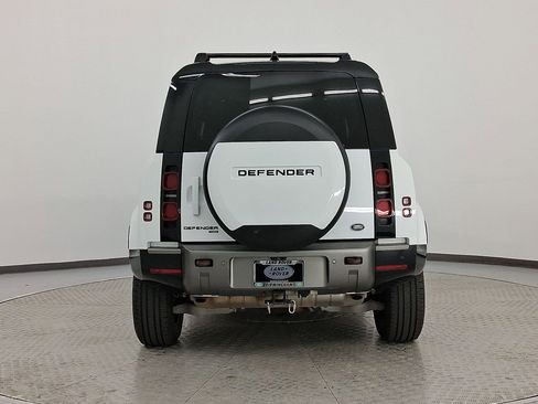 Used 2022 Land Rover Defender 110 X-Dynamic SE image 10