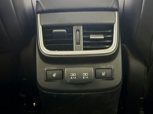 Used 2022 Subaru Outback Limited AWD/4WD image 31