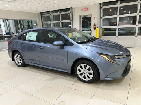New 2026 Toyota Corolla LE FWD image 1