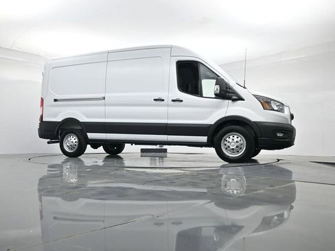 New 2026 Ford Transit 250 148 Medium Roof Extended AWD image 38