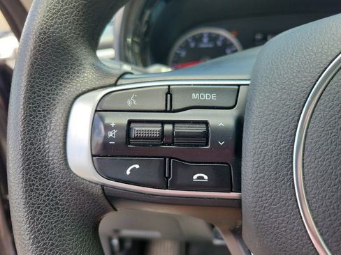 Used 2022 Kia K5 LXS FWD image 13