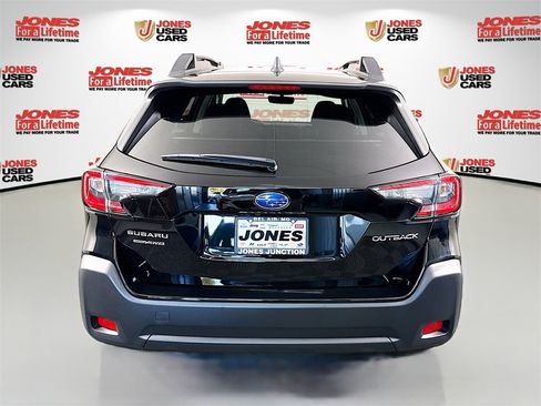 Certified 2025 Subaru Outback Premium image 15