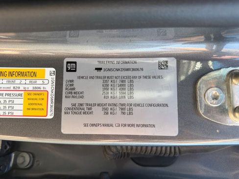 Used 2021 Chevrolet Tahoe LT w/ Rear Media and Nav Package RWD image 27