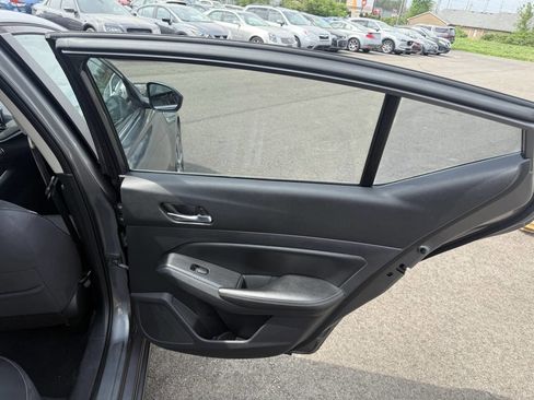 Used 2019 Nissan Altima 2.5 S image 16