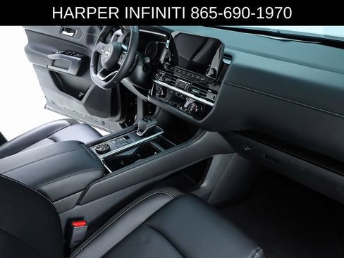 Used 2024 Nissan Pathfinder SL w/ SL Premium Package AWD/4WD image 72