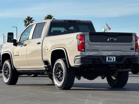New 2026 Chevrolet Silverado 2500 ZR2 w/ ZR2 Bison Edition image 6