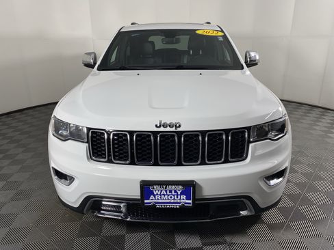 Used 2022 Jeep Grand Cherokee Limited image 14