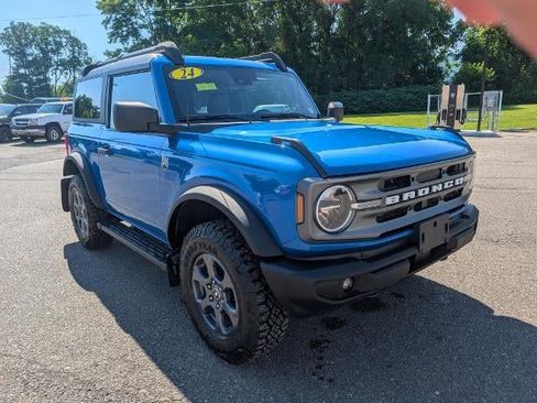 Used 2024 Ford Bronco Big Bend AWD/4WD image 3