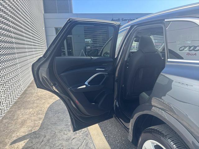 Used 2025 Audi Q5 Premium Plus w/ Premium Plus AWD/4WD image 18