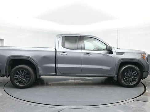 Used 2020 GMC Sierra 1500 Elevation w/ Elevation Value Package image 11