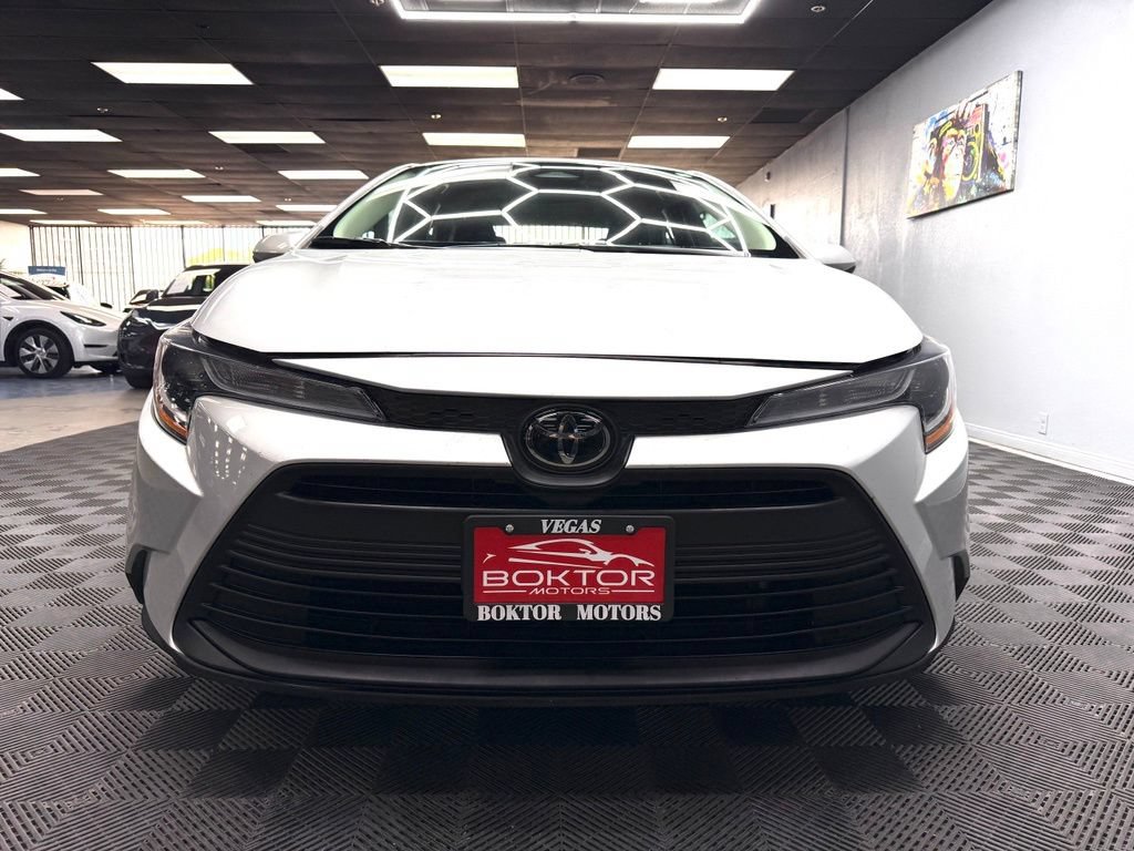Used 2024 Toyota Corolla LE FWD image 3