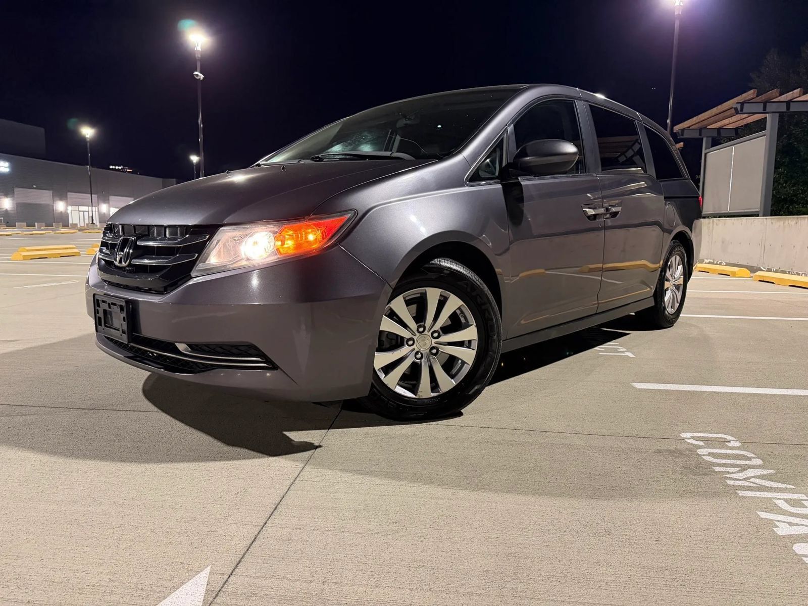 Used 2015 Honda Odyssey EX image 2
