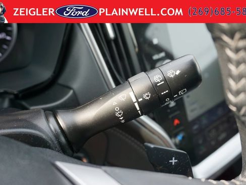 Used 2023 Subaru Outback Premium w/ Popular Package #1 AWD/4WD image 28