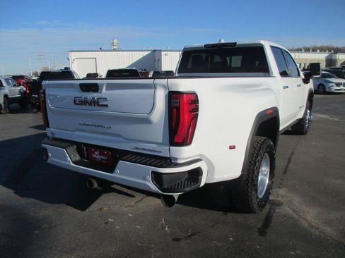Certified 2024 GMC Sierra 3500 Denali w/ Denali Reserve Package image 5