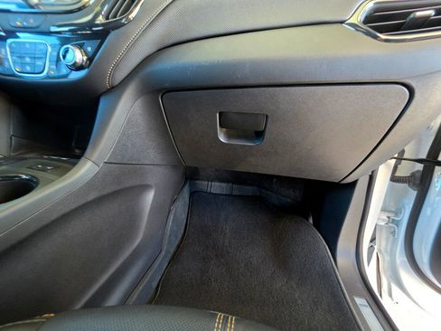 Used 2024 Chevrolet Equinox Premier AWD/4WD image 64