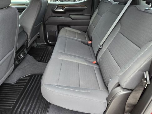 Used 2024 Chevrolet Silverado 1500 RST w/ Z71 Off-Road Package image 17