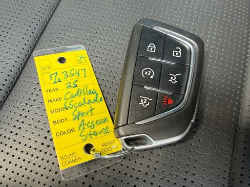 Used 2025 Cadillac Escalade Sport w/ LPO, Floor Liner Package AWD/4WD image 52