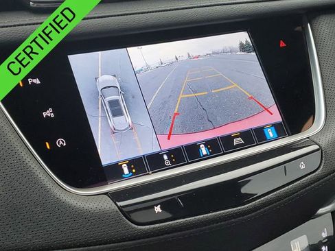 Used 2023 Cadillac XT5 Sportv w/ Technology Package image 16