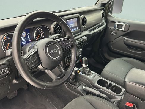 Used 2021 Jeep Wrangler Unlimited Sport AWD/4WD image 13