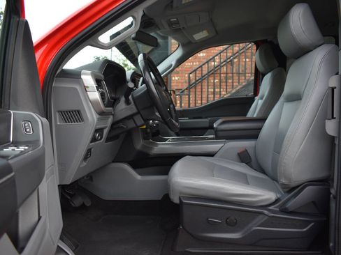 Used 2022 Ford F150 XLT w/ Equipment Group 301A Mid image 8