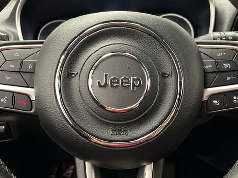 Used 2021 Jeep Compass Latitude FWD image 16