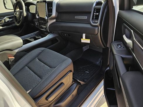 New 2026 RAM 1500 2WD Crew Cab image 8