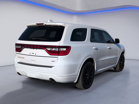 Used 2018 Dodge Durango GT image 3