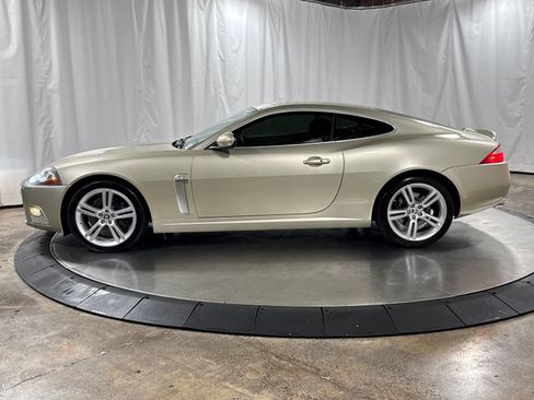 Used 2008 Jaguar XKR R RWD image 6