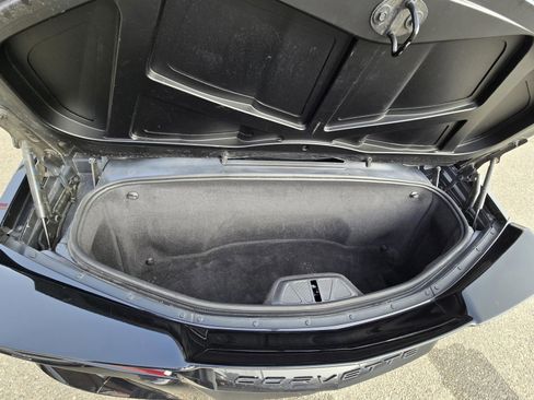 Used 2023 Chevrolet Corvette Stingray Premium Conv w/ Z51 Performance Package image 10