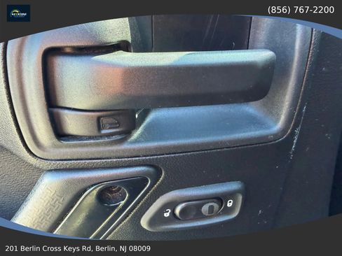 Used 2014 Jeep Wrangler Unlimited Sahara AWD/4WD image 10