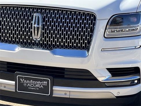 Used 2021 Lincoln Navigator L Black Label w/ Cargo Convenience Package image 9