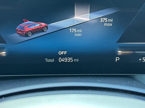 Used 2025 BMW iX xDrive50 image 31