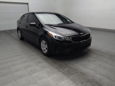 Used 2017 Kia Forte LX FWD image 13