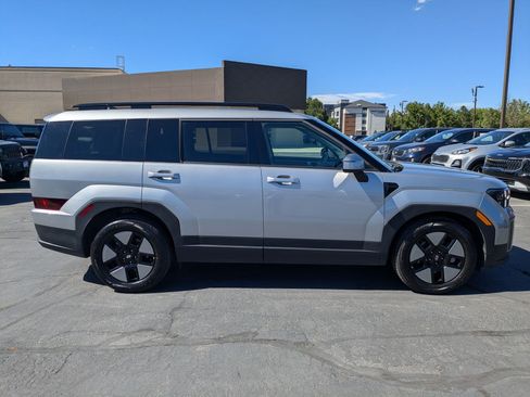 Certified 2025 Hyundai Santa Fe SEL AWD/4WD image 2