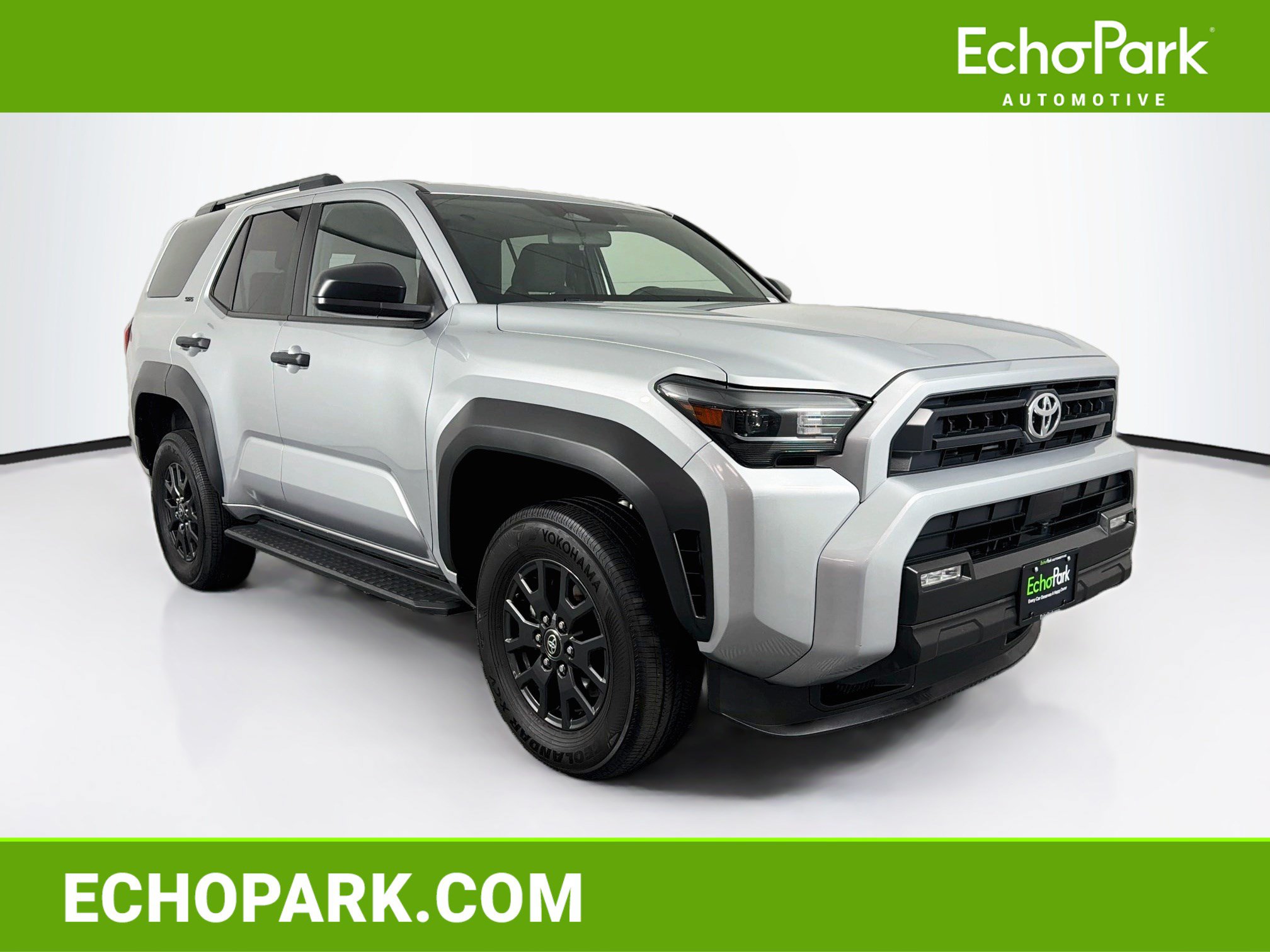 Used 2025 Toyota 4Runner SR5 AWD/4WD image 1