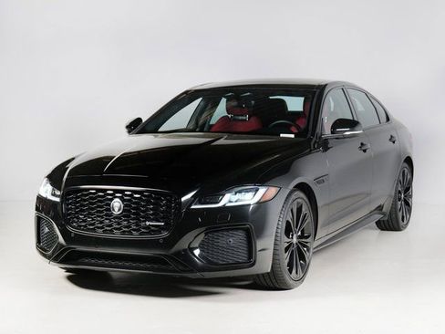 Used 2024 Jaguar XF R-Dynamic SE image 1