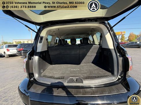 Used 2017 Nissan Armada Platinum w/ Interior Lighting Package RWD image 15