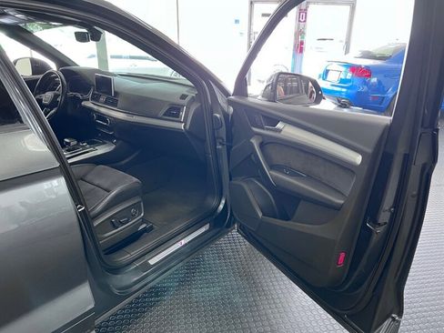 Used 2018 Audi SQ5 Premium Plus image 41
