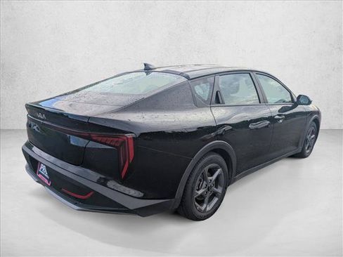 Used 2025 Kia K4 FWD image 5