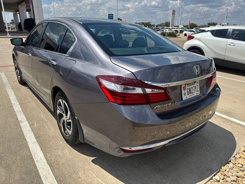 Used 2016 Honda Accord LX image 8