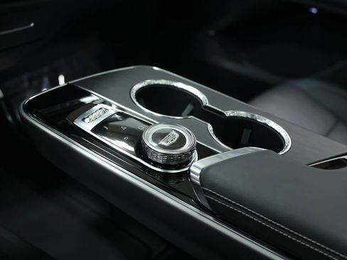 Used 2025 Cadillac Lyriq Sport image 47