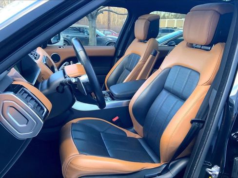 Used 2018 Land Rover Range Rover Sport HSE Dynamic image 8