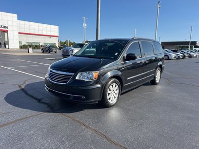 Used 2016 Chrysler Town & Country Touring