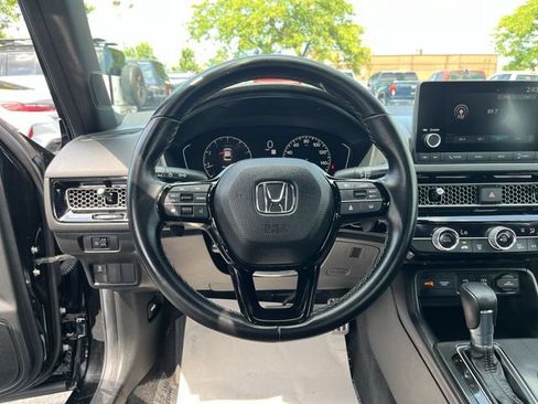 Used 2025 Honda Civic Sport image 13